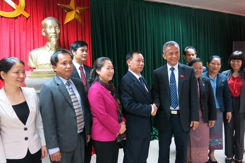 Chủ tịch Tổng Liên đoàn Lao động Việt Nam tiếp Đoàn đại biểu cao cấp Liên hiệp công đoàn Lào - ảnh 1